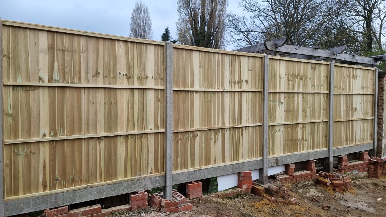 Builder in Harrow